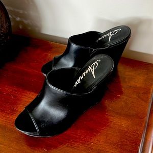 Black wedges~ size 8~ worn once!
